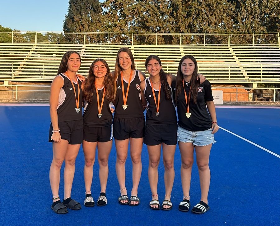 Son de Funes y salieron subcampeonas argentinas de hockey 